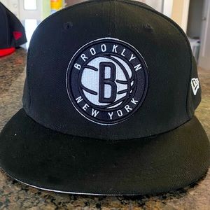 New Era Men’s Fitted Hat Size 8 Brooklyn Nets